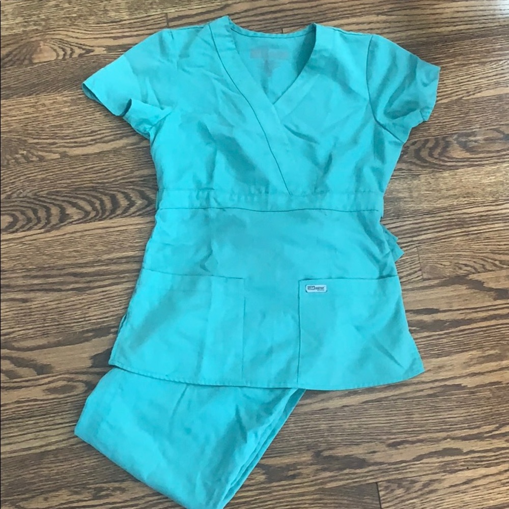 XS Grey’s Anatomy Scrub Set Green